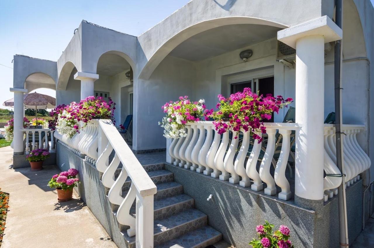 Apartments With A Parking Space Zaton, Zadar - 15000 Затон Екстериор снимка