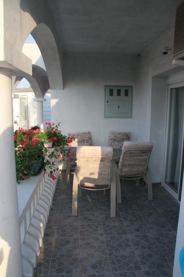 Apartments With A Parking Space Zaton, Zadar - 15000 Затон Екстериор снимка